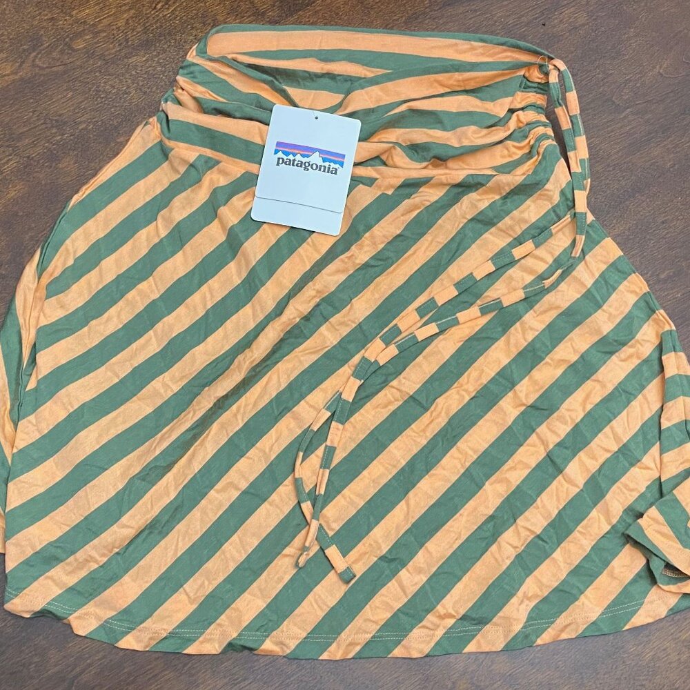 NWT Patagonia Women's Lithia Convertible Peach and Green Striped Skirt Medium
